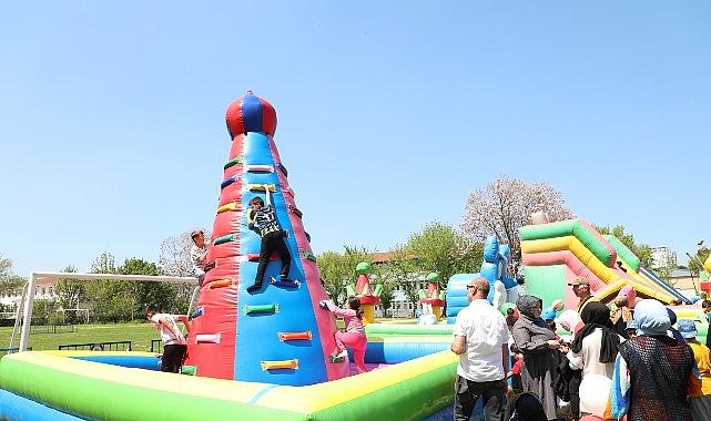 İnegöl'de 23 Nisan Coşkusu Hafta Sonu Da Devam Etti