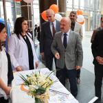 Vali Varol, Dünya Obezite Günü kapsamında kurulan standı ziyaret etti