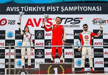 Formula 1 Pistinde En Hızlı Turlar Seda Kaçan'dan