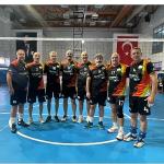 Osmangazi'nin Veteran Voleybolcuları Zirveye Çıktı