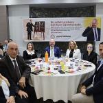 Menemen'de Öğretmenler Günü, dayanışma ve coşkuyla kutlandı