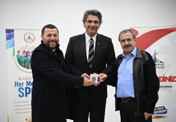 Kartepe'de Vefa Rüzgarı