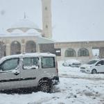 Adıyaman'ın bazı bölgelerinde kar yağışı etkisini sürdürüyor