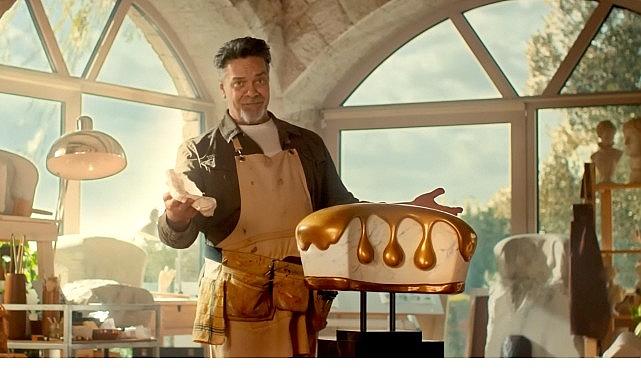 Eti Popkek'in Yeni Reklam Yüzü Beyazıt Öztürk Oldu!