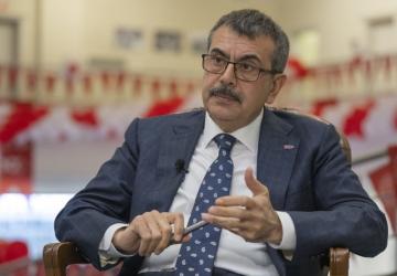 Bakan Tekin: 'Sınavla ilgili hiçbir değişiklik gündemimizde yok'