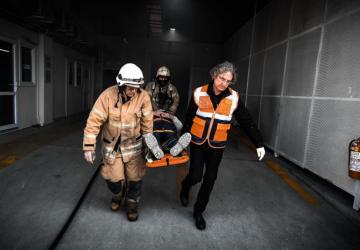 İzmir’de deprem ve yangın tatbikatı gerçekleştirildi