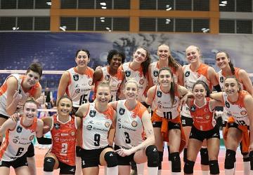 Eczacıbaşı Dynavit, Sırbistan'dan 3 puanla döndü