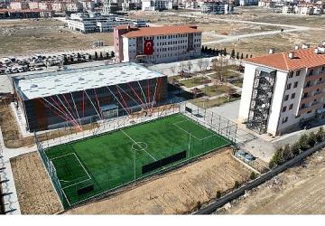Selçuklu Fen Lisesi Kapalı Spor Salonu ve Suni Çim Saha'nın Resmi Açılışı Gerçekleştirildi