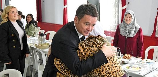 Başkan Aydın Sırameşeler'de Vatandaşın Nabzını Tuttu