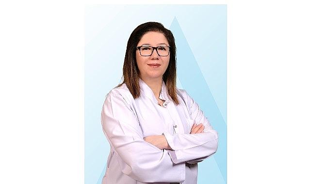 20'li yaşlarda belirginleşiyor, kadınları etkiliyor!