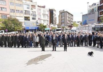 Atatürk'ün Burhaniye'ye Gelişinin 92. Yıl Dönümü Törenle Anıldı