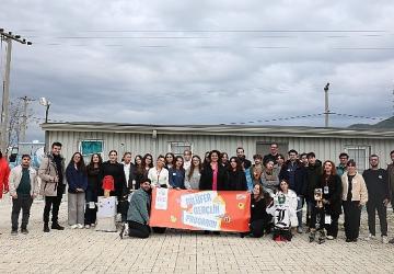 Gençler iklim krizini doğada ele aldı