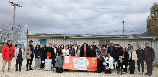 Gençler iklim krizini doğada ele aldı