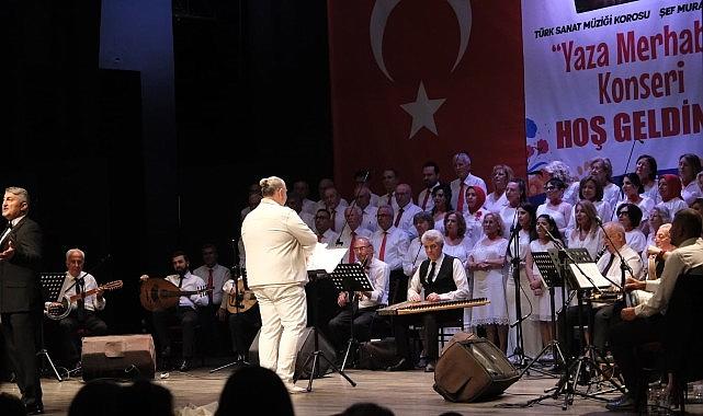 Başkan Çerçioğlu Sevilen Şarkıları Aydınlılar ile Buluşturdu