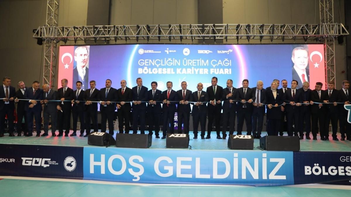 Bakan Yardımcısı Ahmet Aydın, Van’da konuştu: ‘Genç istihdamı milli bir meseledir’