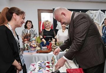 Menemen'de ücretsiz hizmetler 100'e ulaştı