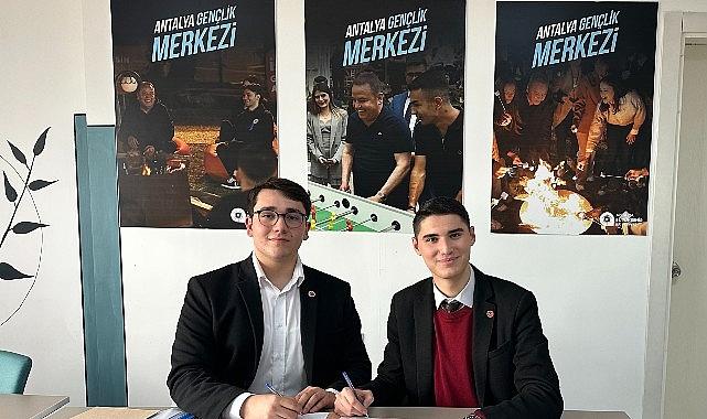 Kardeş gençlik meclisi protokolü imzalandı