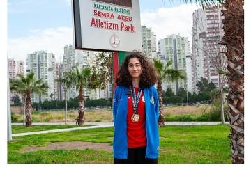 Karşıyaka'nın genç atleti Türkiye'nin zirvesinde!