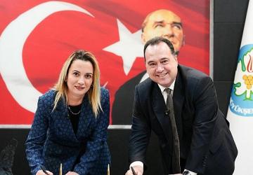 Manisa Büyükşehir'den Emeklilere İlaç Katkı Payı Desteği