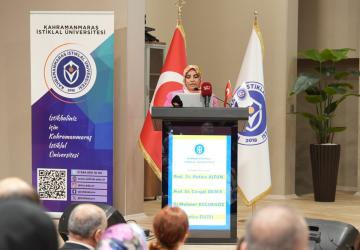 Otizm Farkındalığı İçin Uzmanların Katılımıyla Konferans Düzenlendi