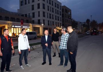 Vali Osman Varol, Atatürk Bulvarı’nda tamamlanan yeni yapıları inceledi