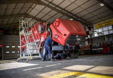 İtfaiye araçlarının bakım üssü: Mekatronik Atölyesi