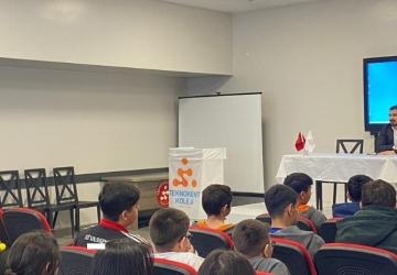 Günebakan Hakan ‘Kariyer Söyleşileri’ Programının Konuğu Oldu