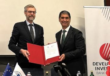 Avrupa Yatırım Bankası Türkiye'de yatırım faaliyetlerine, Türk şirketlerinin karbonsuzlaşmasını destekleyecek 200 milyon avro ile yeniden başlıyor