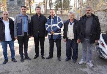 Başkan Tutdere, Varlık Mahallesi taziye evinde incelemelerde bulundu