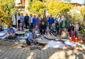 Başkan Tugay'dan Beydağ'a ova yolu müjdesi