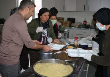 Azikan Köyü’nde hızır lokması paylaşıldı