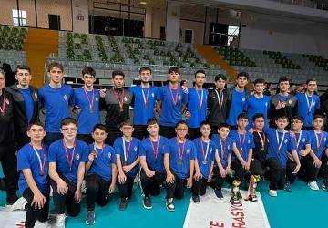 Bursa Voleyboluna İnegöl Belediyespor İmzası