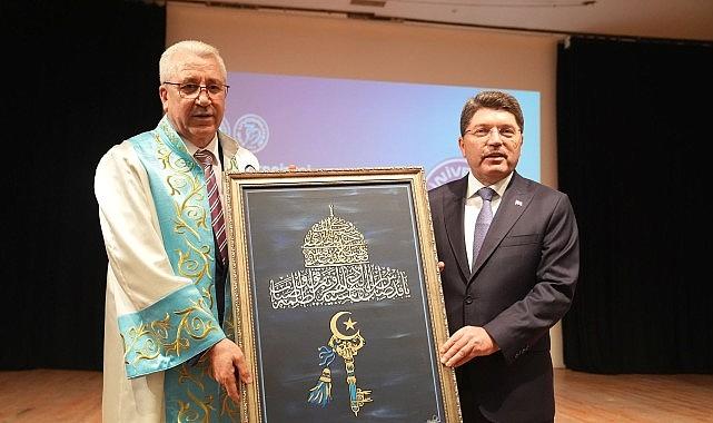 Adalet Bakanı Tunç, “Ege Üniversitesi ile gurur duyuyoruz"