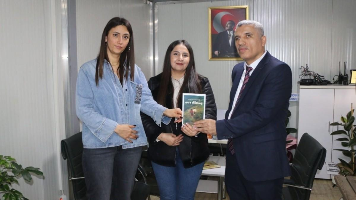 Adıyamanlı Yazar Hüseyin Bulut, 'Mucize Peşinde Eve Dönüş' kitabı için okurlarıyla buluşuyor - Videolu Haber