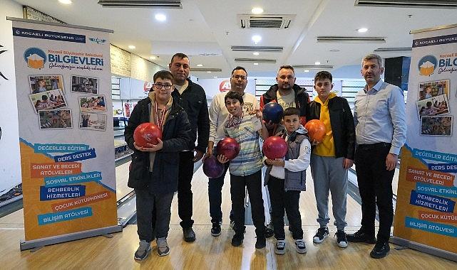 Bilgievleri'nden baba-oğul bowling turnuvası