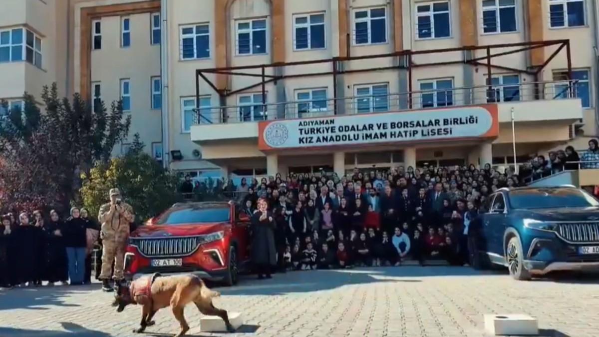 Adıyaman’da Türk Malları Haftası’nda, öğrencilere savunma sanayisi ve TOGG tanıtıldı - Videolu Haber