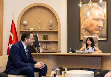 Balçova'da Başkanlık Koltuğu Geleceğin Sahiplerine Emanet Edildi