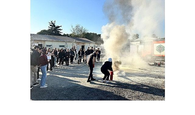 Bakırköy Belediyesi'nden geleceğin hemşirelerine afet eğitimi