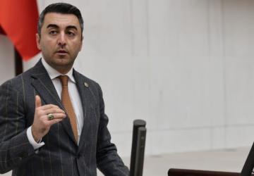 CHP’li Milletvekili Cem Avşar: ‘Afet koşullarında borçlandırma sosyal devletle bağdaşır mı?’