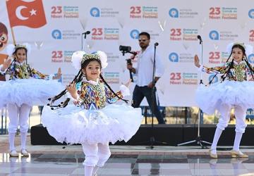 Büyükşehir Belediyesi'nden 23 Nisan'a özel coşku dolu festival