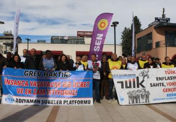 KESK Adıyaman’da iş bıraktı: ‘İş bıraktık, çünkü geçinemiyoruz’ - Videolu Haber