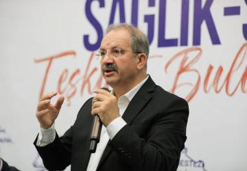 “Sağlık Profesyonellerine Muayene Önceliği Hakkı Tanınmalı”