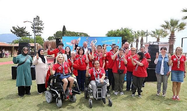Menderes'in Engelsiz Festival'inde İlk Gün Coşkusu