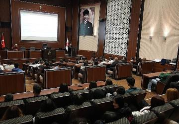 Keçiören Belediyesi'nden Stajer Öğrencilere Sağlık Eğitimi