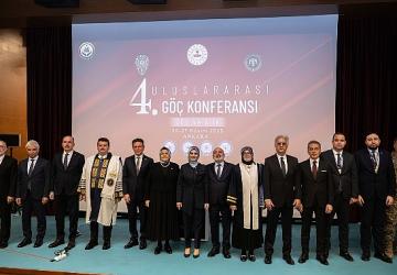 Başkan Altay: “Şehrimize Gelen Herkese İnsanca Bir Yaşam Sunmak Zorundayız"