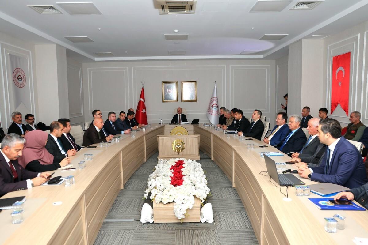 Vali Osman Varol başkanlığında İl Hayvanları Koruma Kurulu toplantısı