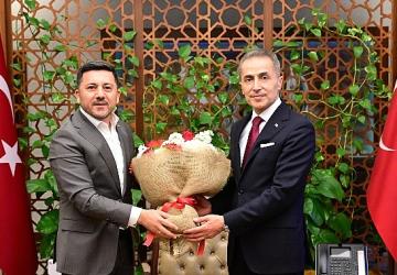 Başkan Rasim Arı'dan Vali Hüseyin Kök'e Hayırlı Olsun Ziyareti