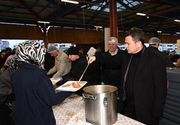 Osmangazi'de Gönül Sofrası Hamitler Mahallesi'nde Kuruldu