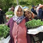 Bornova'dan üreticiye can suyu