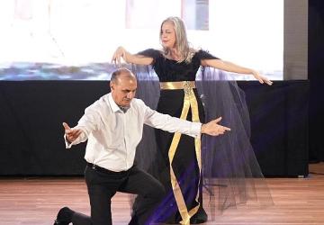 İzmir'den Mardin Midyat'a Müzik Aracılığıyla Gönül Köprüsü